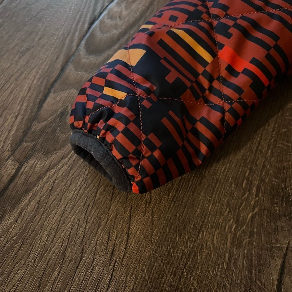 Colorful Geometric Patterned Jacket - Picture 5 of 6